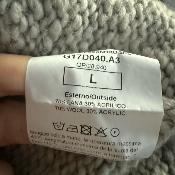 Golden goose sweater size M/L - Picture 3 of 4